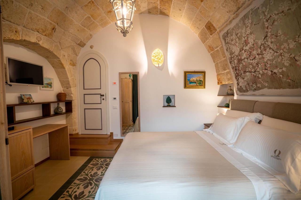 Bed and Breakfast Quintessenza Luxury Domus Полиньяно-а-Маре Экстерьер фото